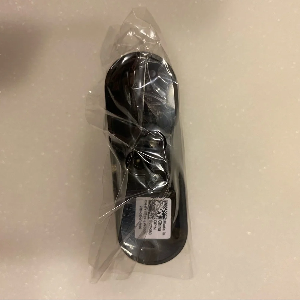 NWT Dell Slim Power Adapter 65W 7.4 mm with 1 meter power cord and AC Duckhead